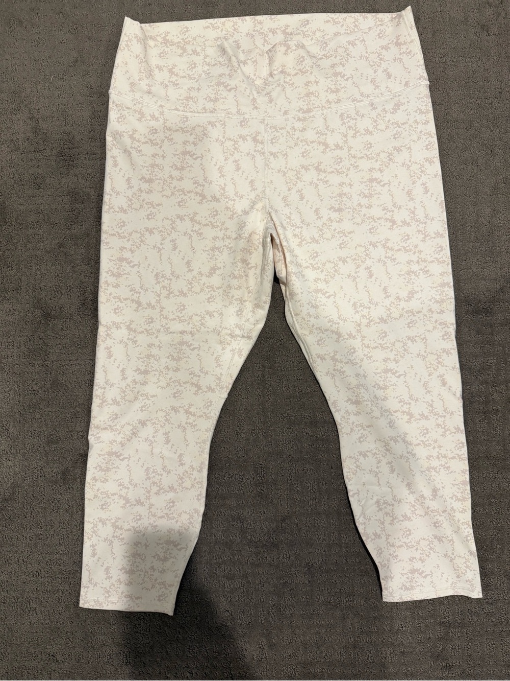 Fabletics Cream Camo Leggings 3X